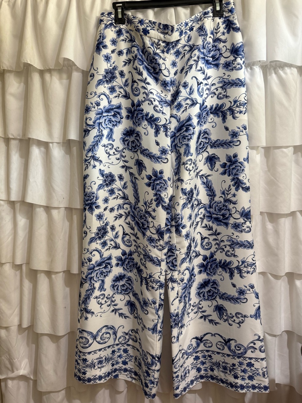 Alex Marie White and Blue Floral Wide-Leg Pants